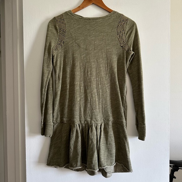 Free People FP Beach Green Long Sleeve Scoop Neck Tumic Mini Dress Size Small - Picture 2 of 8